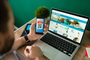 How eCommerce Websites Can Retain Customers with Smart UIUX Features