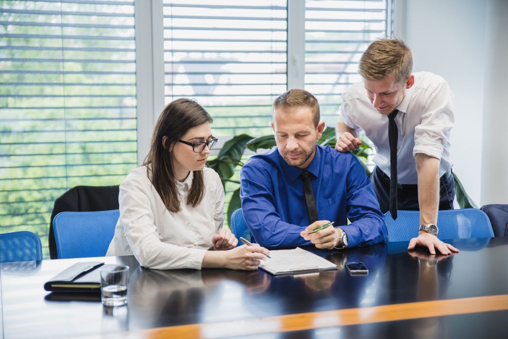 How laborers support the compensation advisory process