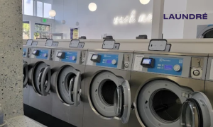Dry Cleaner