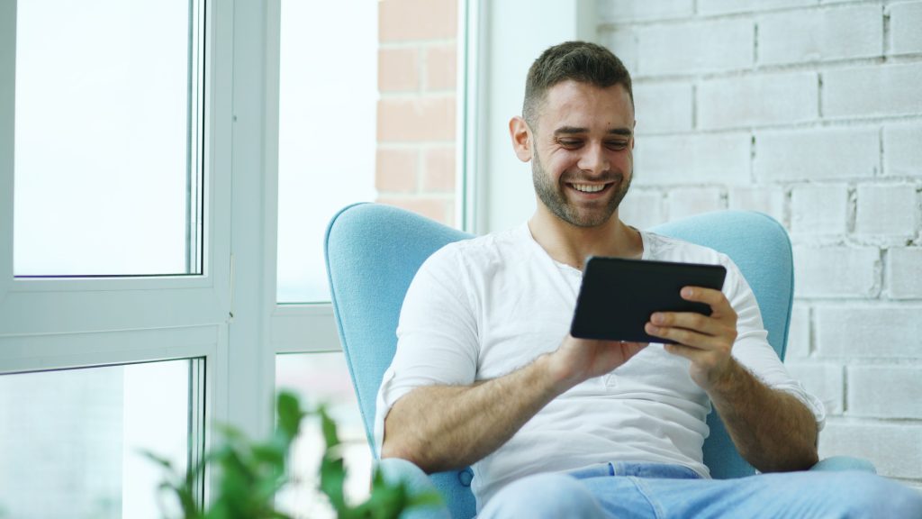 MODERN GADGETS KINGDOM REDEFINES CONSUMER TECHNOLOGY RETAIL