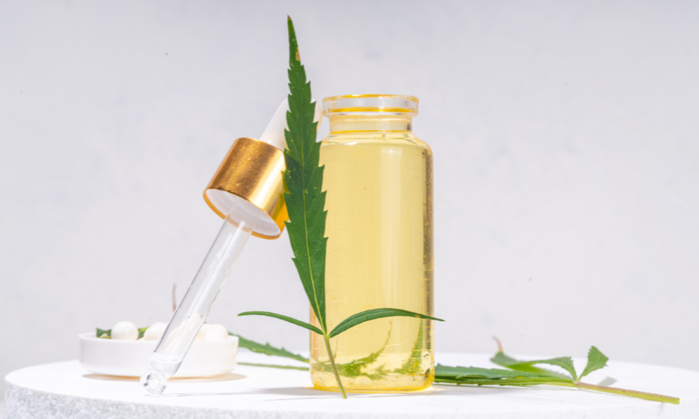 4 Ways CBD Oil Can Help You Thrive During the Winter