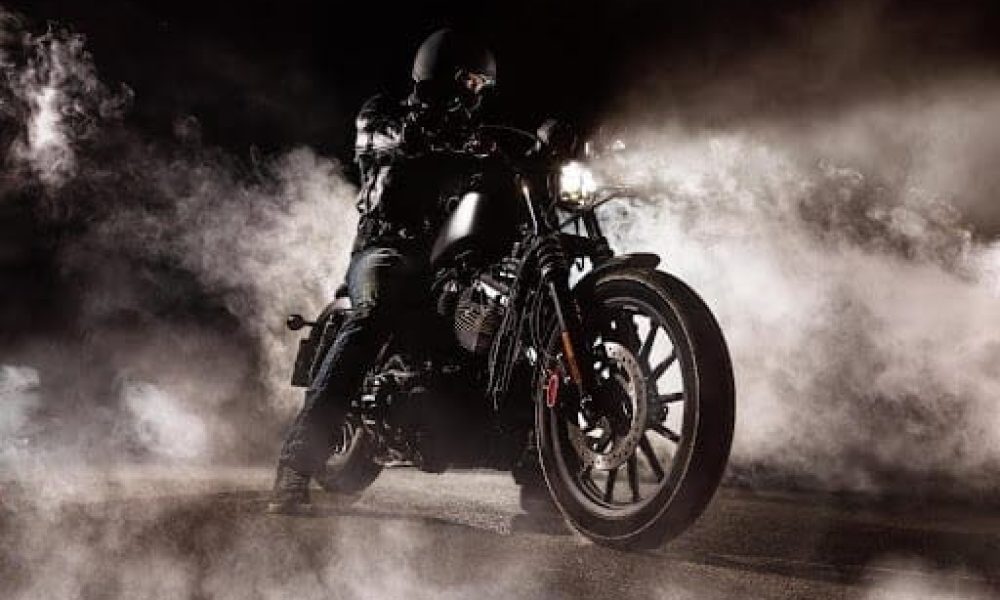 A Comprehensive Guide to Motorcycle Shipping with Snowbirds Auto Transporter