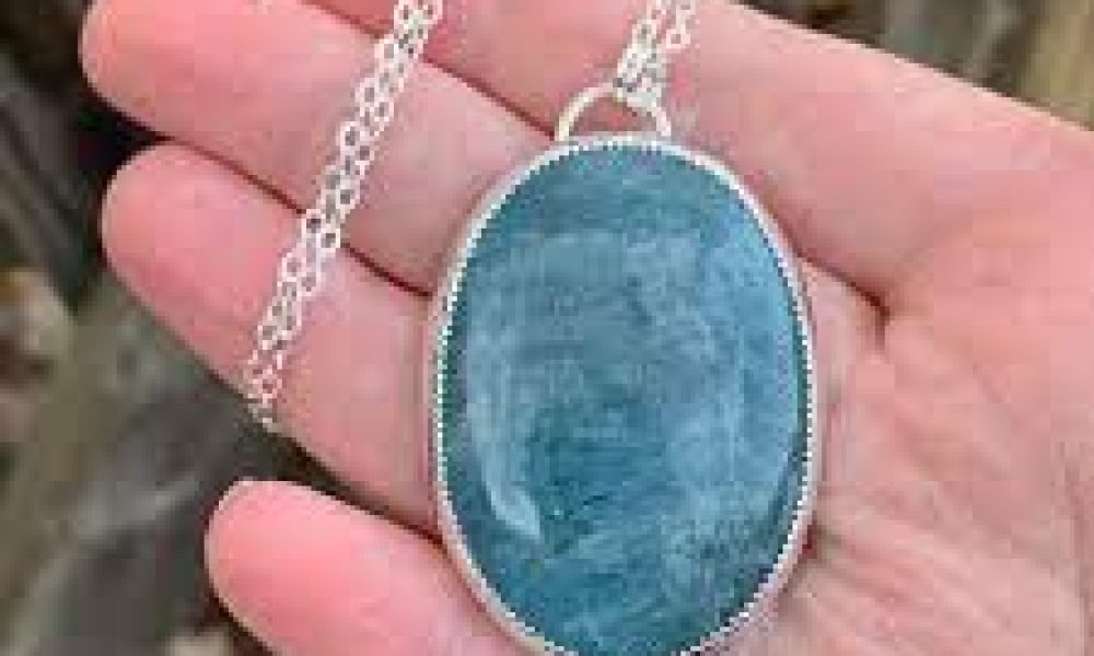 Aquamarine Pendant