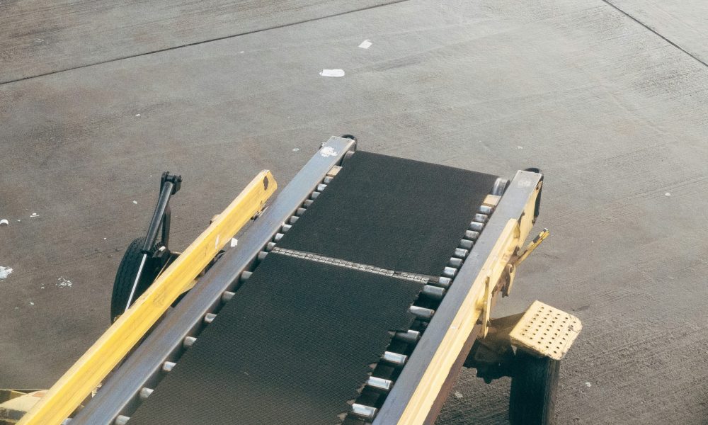 Automated Material Handling Equipment Market