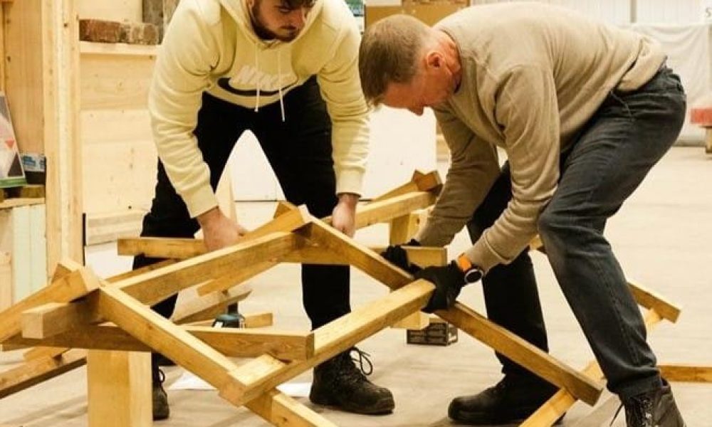 Builders Joinery and Carpentry Of Wood Market