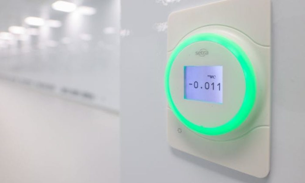 Cleanroom Environmental Monitoring System Market