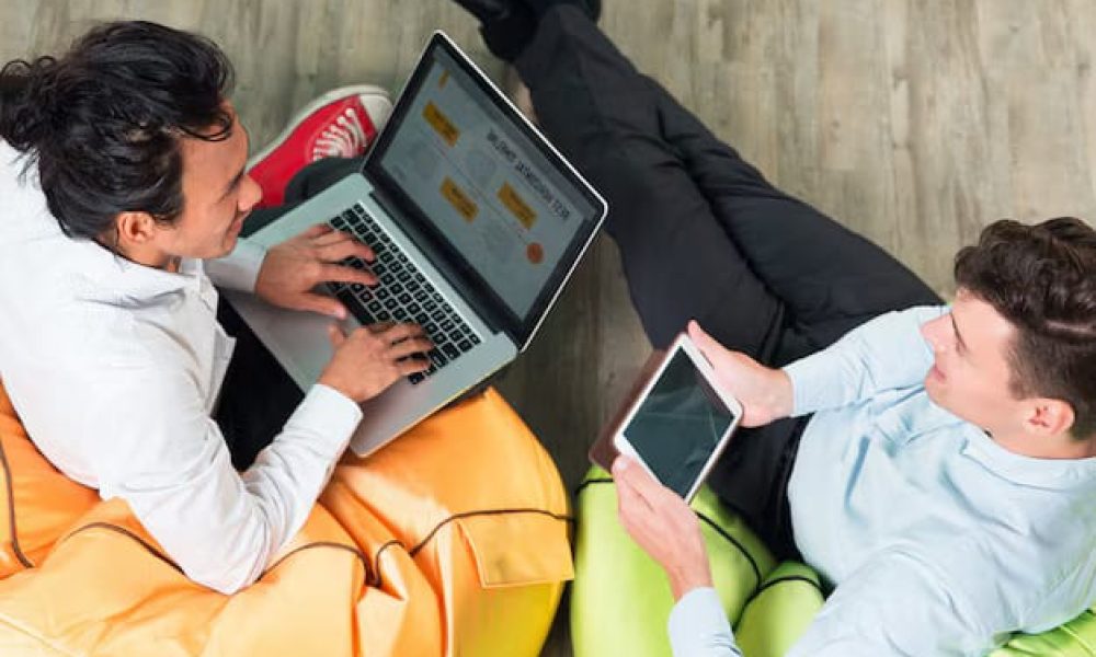 Factors to Consider When Selecting a CMS and CRM Systems for Success