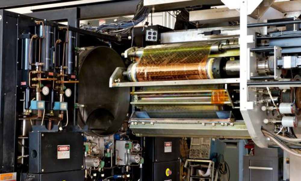 machine that makes decorative films.