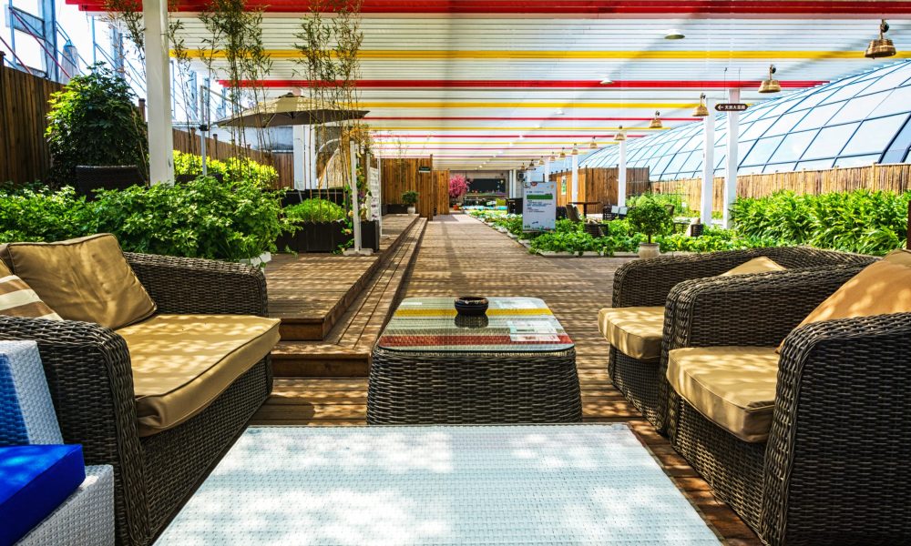 Guidelines for Selecting Outdoor Luxury Furniture That Complements Your Space