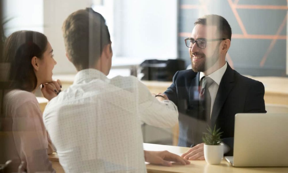 Investment Advice: A Comprehensive Approach