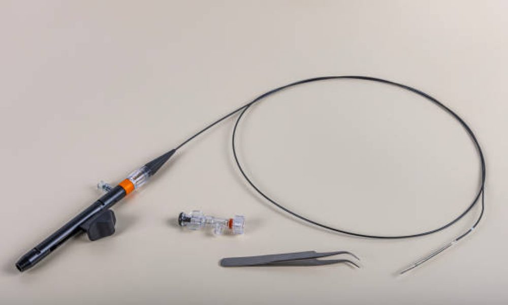 Peripheral Plaque Removal System. Peripheral plaque removal system for surgical use, large vessel extended tip for calcium, Model THS-LX-C for peripheral vessel use.