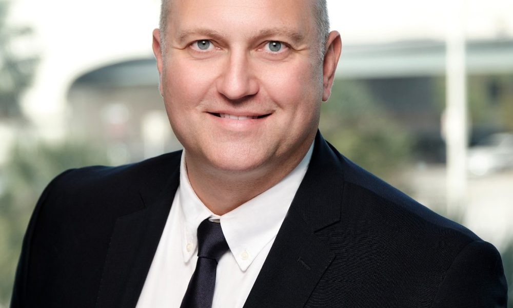 Robbert Rietbroek Headshot - Square