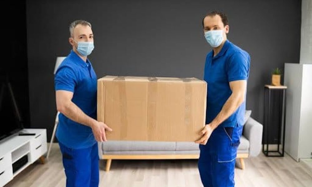 Streamlining Your Relocation- A Comprehensive Guide to Full-Service Moves with Three Movers