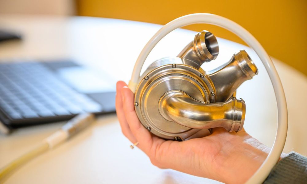 Total Artificial Heart Market