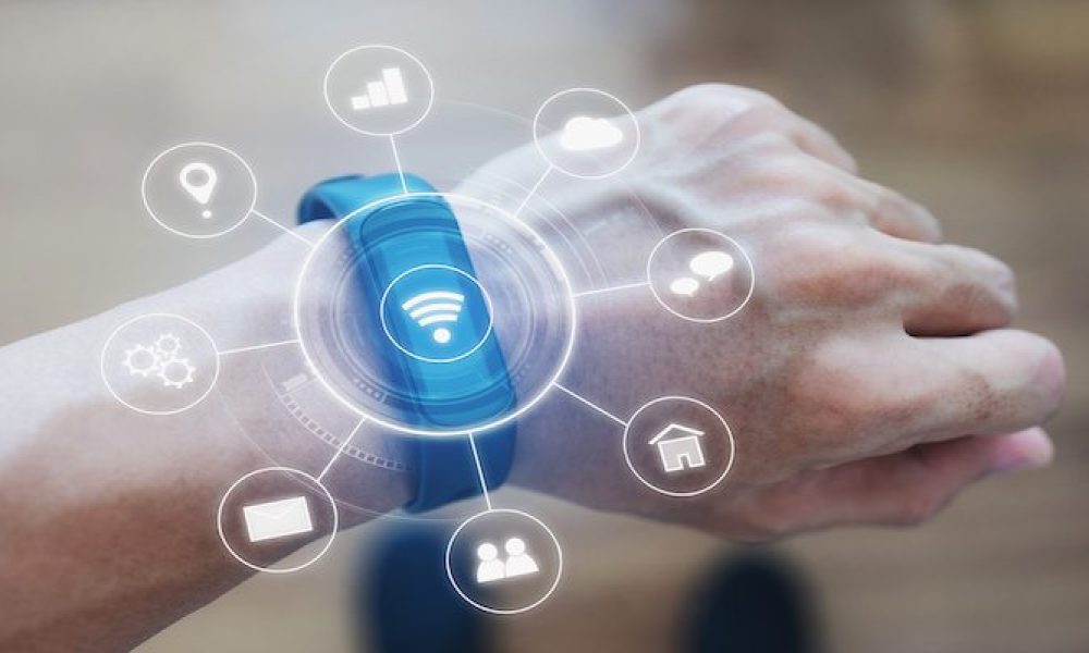 Wearable Electronics Market is set to Fly Huge Growth in Years to Come ...