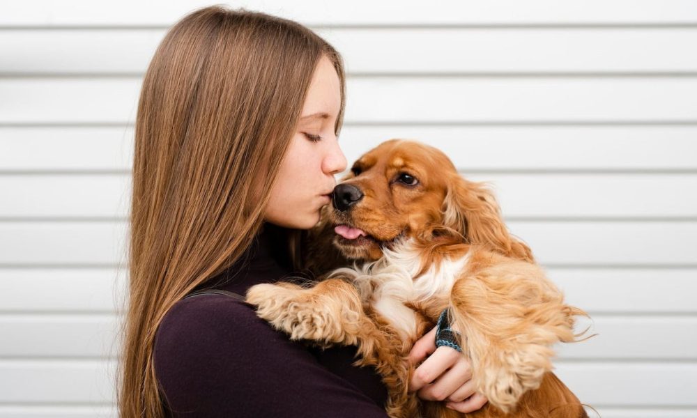 close-up-woman-kissing-her-best-friend_23-2148351194[1]