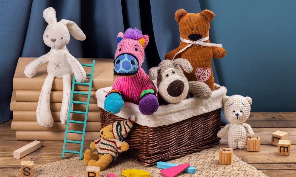 cute-plush-toys-arrangement_23-2150312316[1]