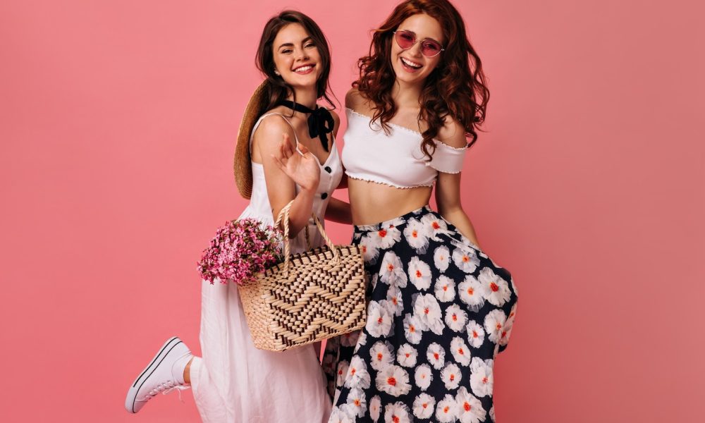 happy-lady-stylish-skirt-boater-posing-pink-wall_197531-23653[1]
