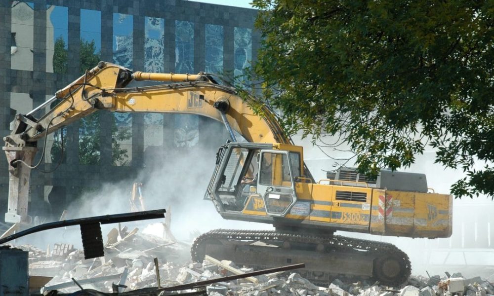 hydraulic breaker