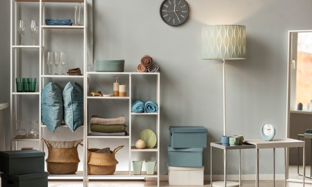 modern-shop-prepared-live-auction_23-2149947500[1]