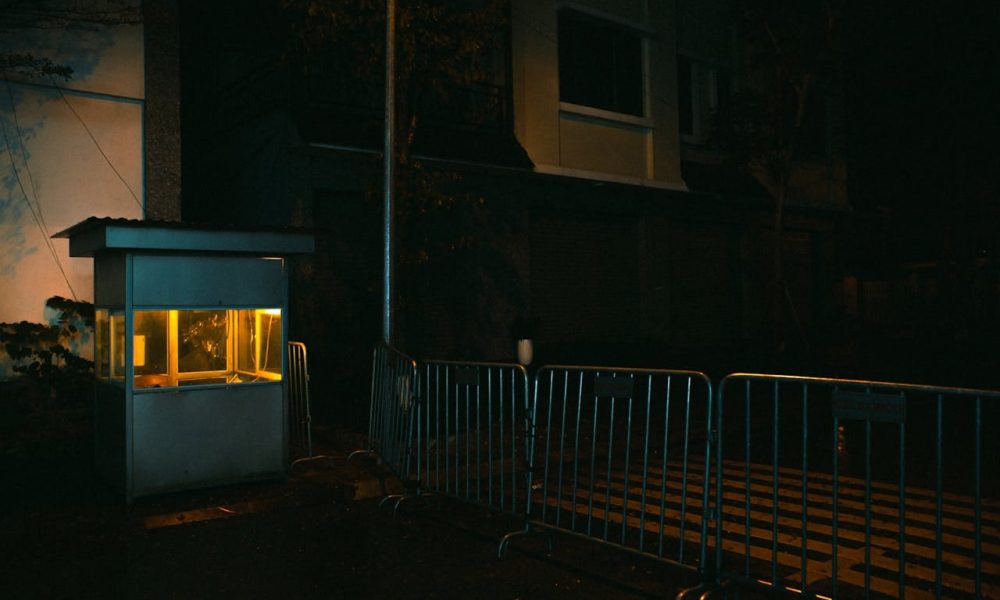 How to Design a Security Booth for Your Commercial Property - Newstrail