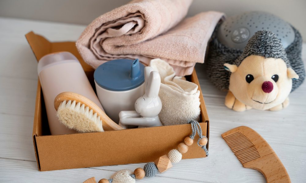 postpartum-box-still-life_23-2151174362[1]