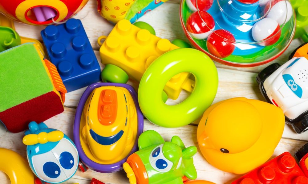set-children-toys_93675-130772[1]